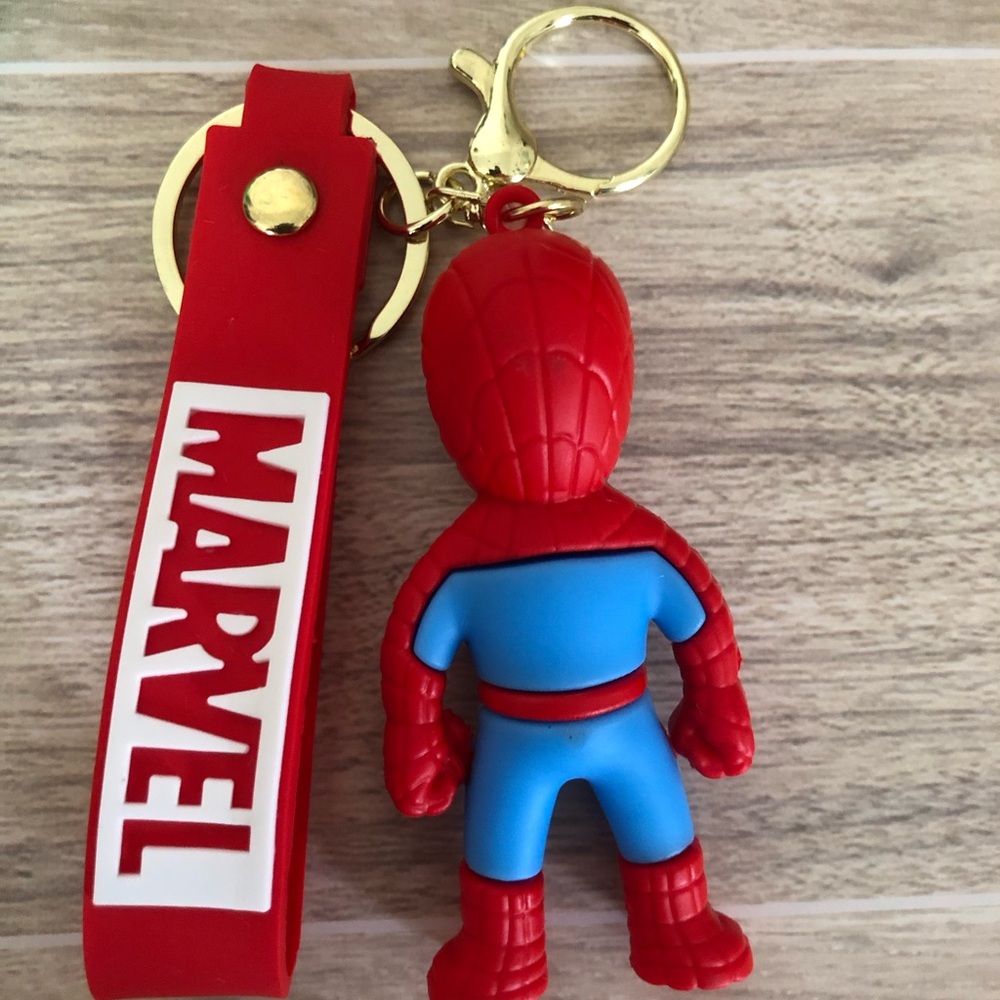 Superhero Hanging Spiderman 3D Keychain Keyring Pendant Bag - Picture 2 of 2